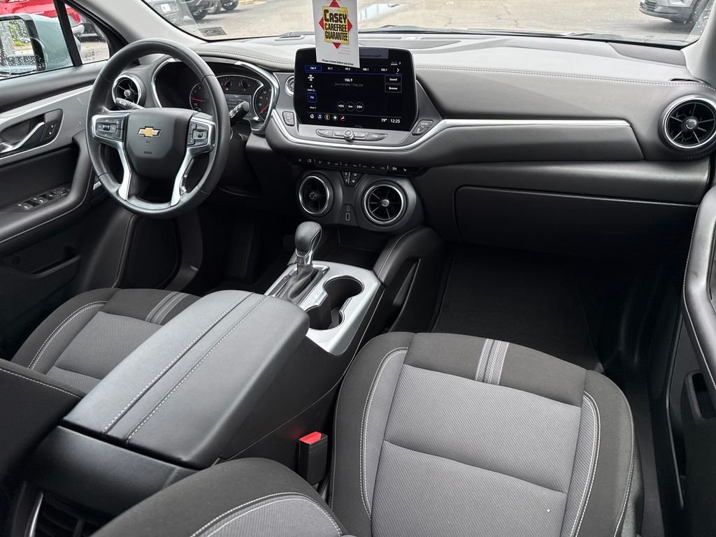 Used 2025 Gray Chevrolet LT image 24