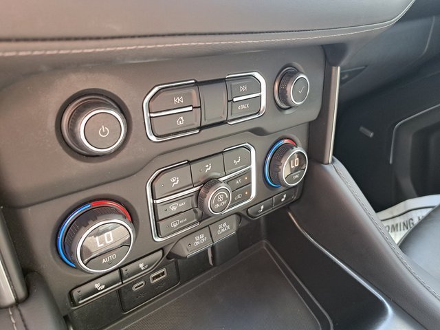 Used 2023 Red Chevrolet Z71 image 15