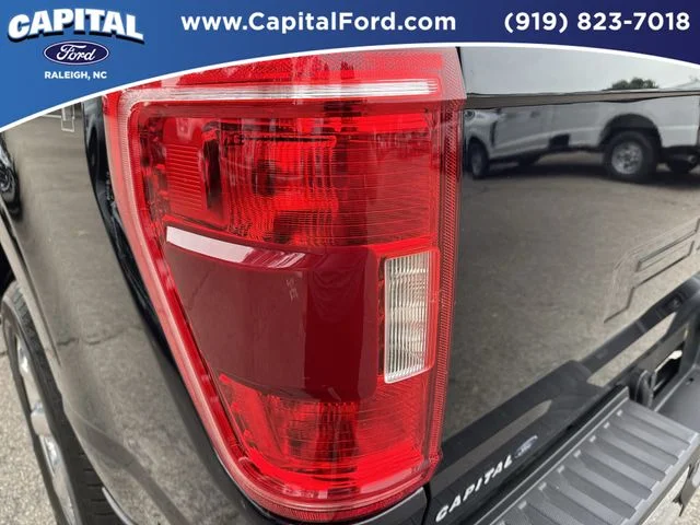 Used 2022 Blue Ford XLT image 15