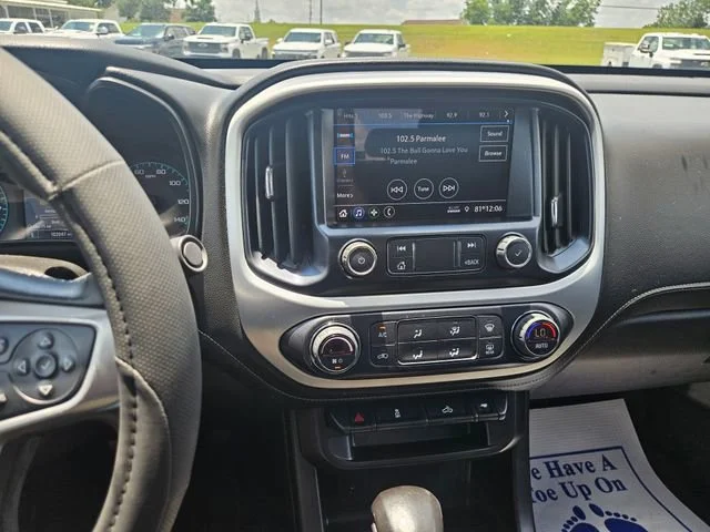 Used 2022 Summit White GMC Elevation image 17