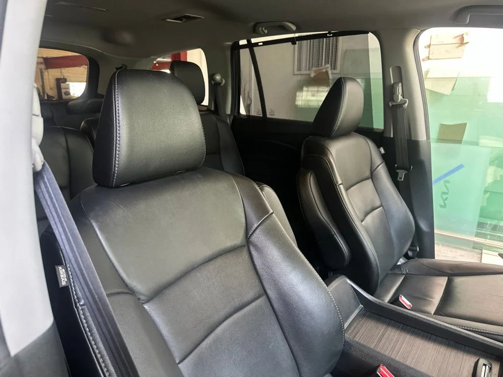 Used 2021  Honda EX-L image 33