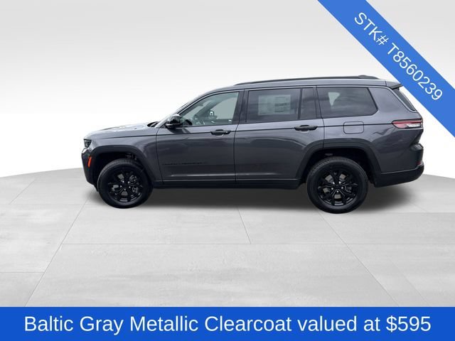 New 2026 Baltic Gray Metallic Clearcoat Jeep Laredo Altitude image 4
