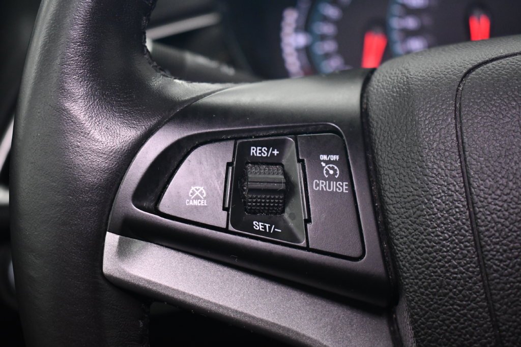 Used 2019 Silver Ice Metallic Chevrolet LT image 23