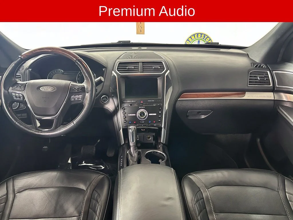 Used 2017 White Platinum Clearcoat Metallic Ford Platinum image 6