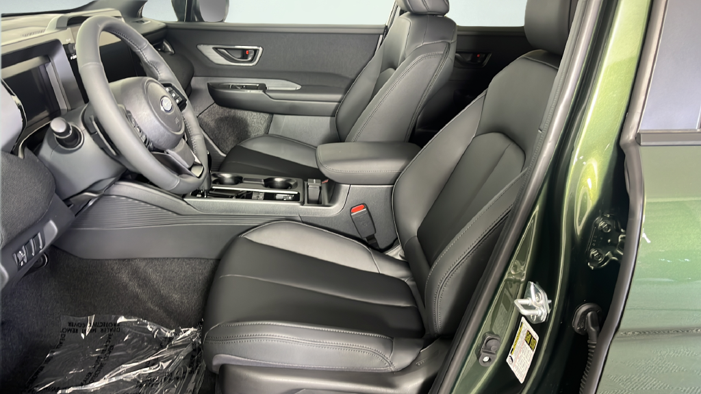 New 2026 DEEP EMERALD GREEN PEARL Subaru Premium image 9