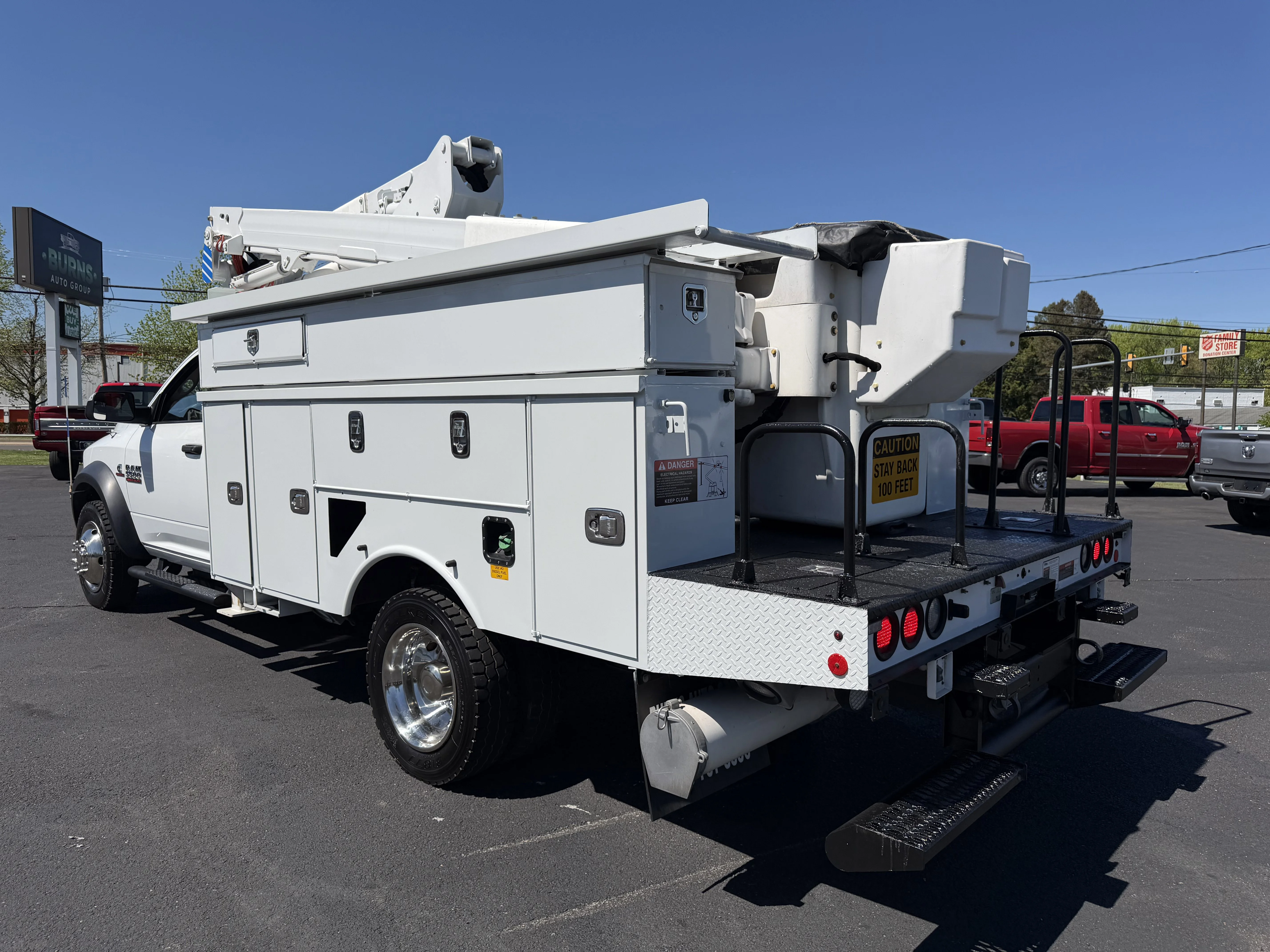 Used 2017 Bright White Clearcoat Ram  image 10