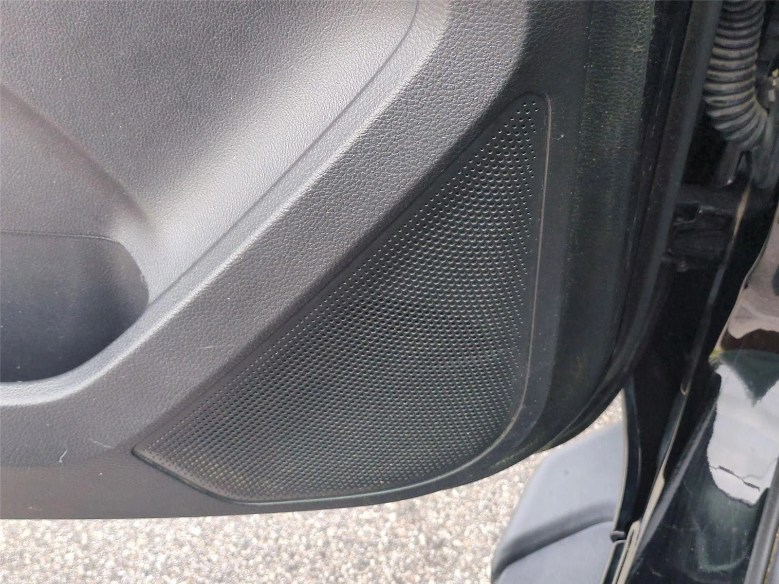 Used 2019 Shadow Black Ford XL image 17