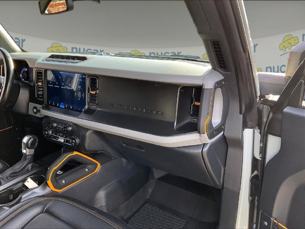 Used 2023 Gray Ford Badlands image 13