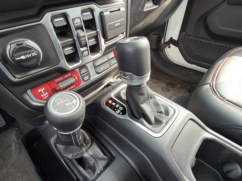 Used 2026 White Jeep Rubicon image 36