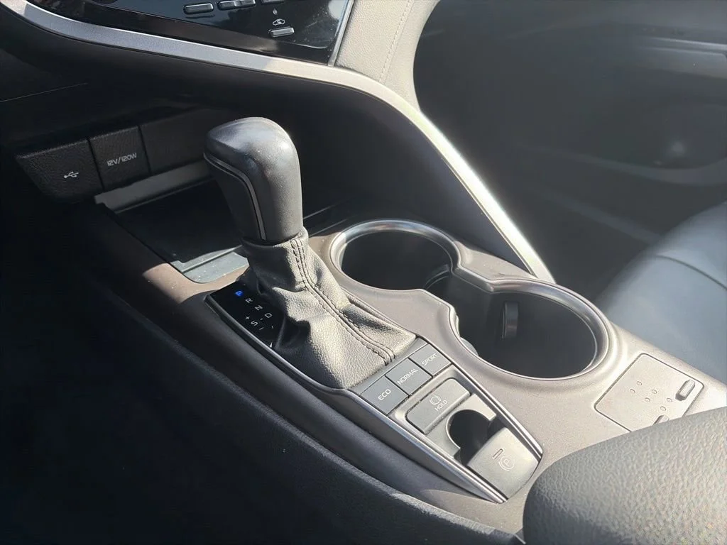 2023 Toyota Camry SE - Photo 31