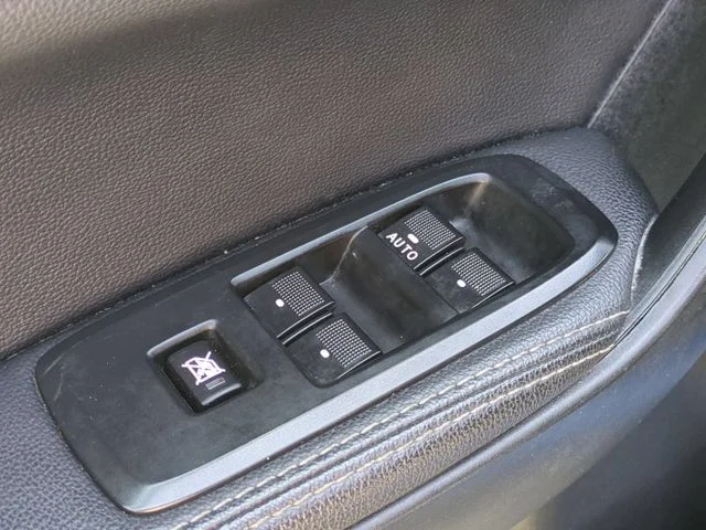 Used 2019 Blue Ford Lariat image 13