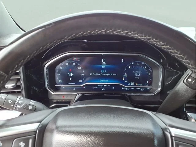Used 2024 Summit White Chevrolet LT image 9