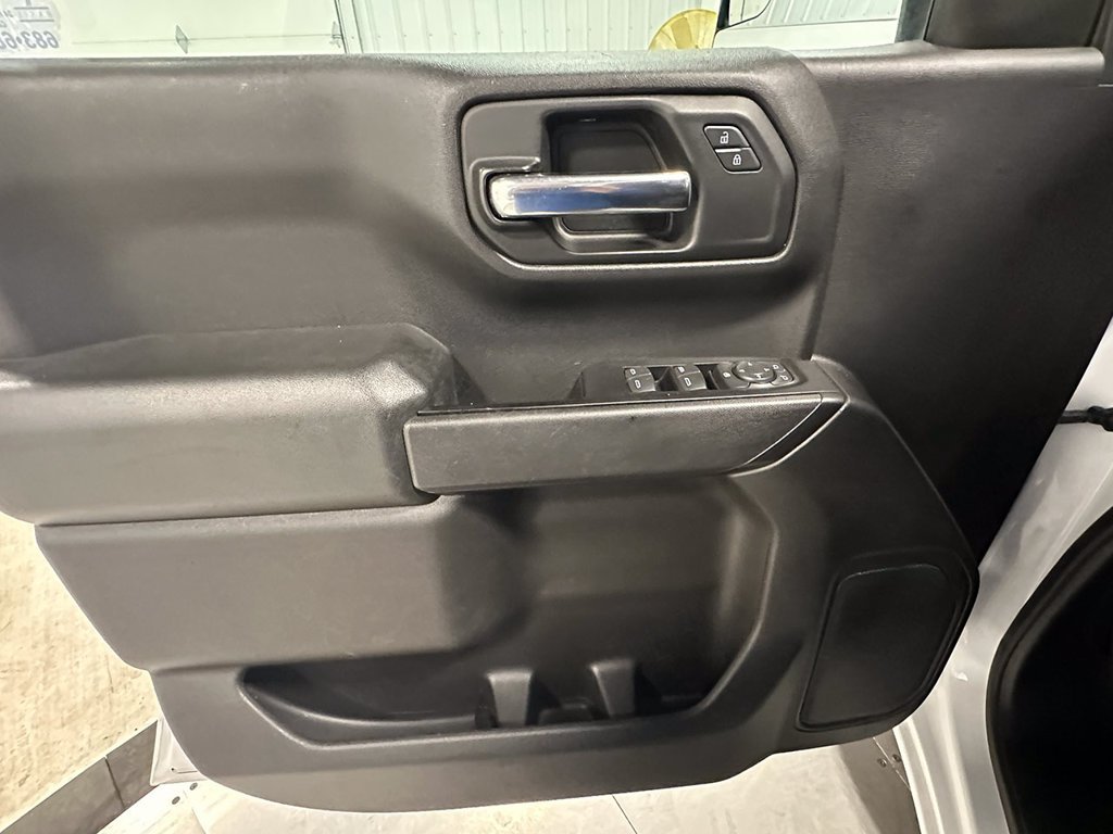 Used 2019 White Chevrolet Custom Trail Boss image 18