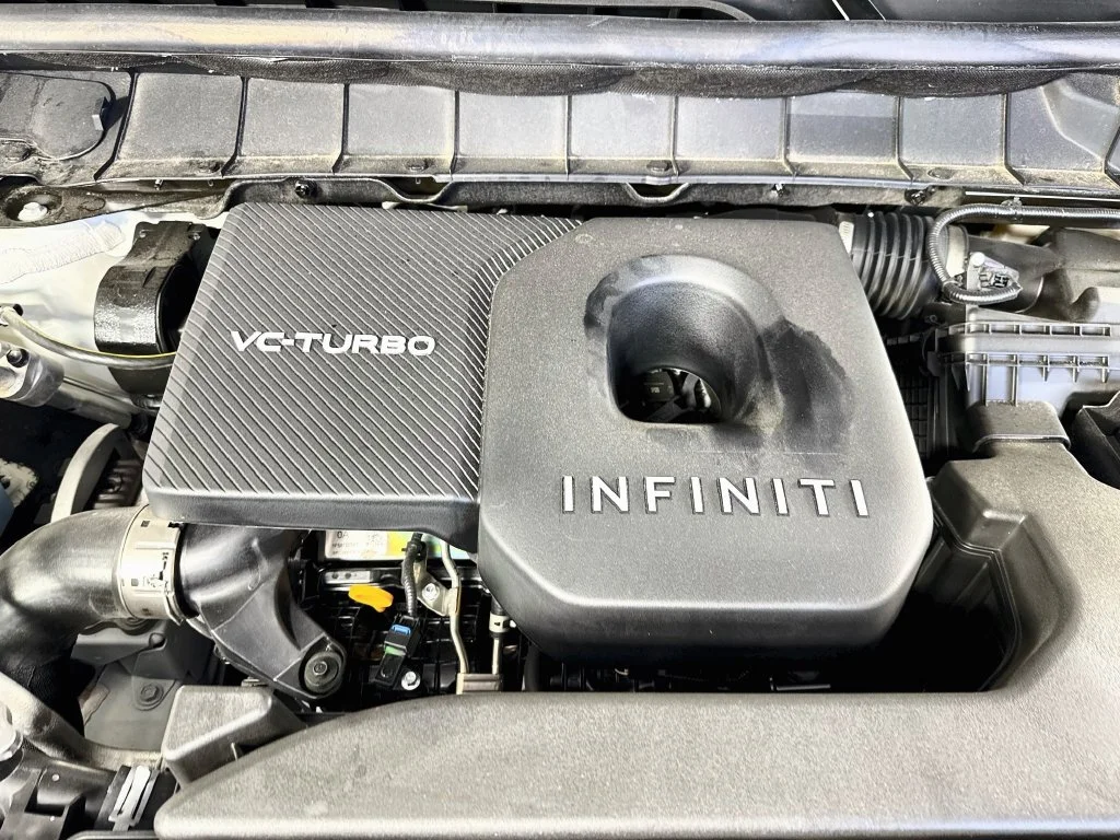 Certified Used 2027 White INFINITI LUXE image 44