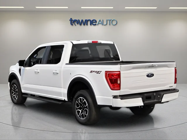 Used 2023 White Ford XLT image 4