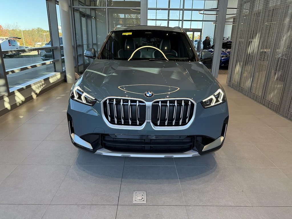New 2027  BMW xDrive28i image 2