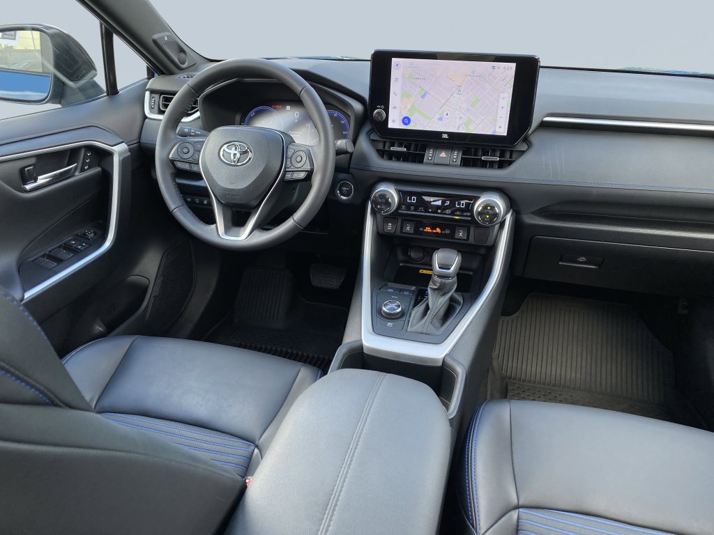2024 Toyota RAV4 XSE - Photo 15