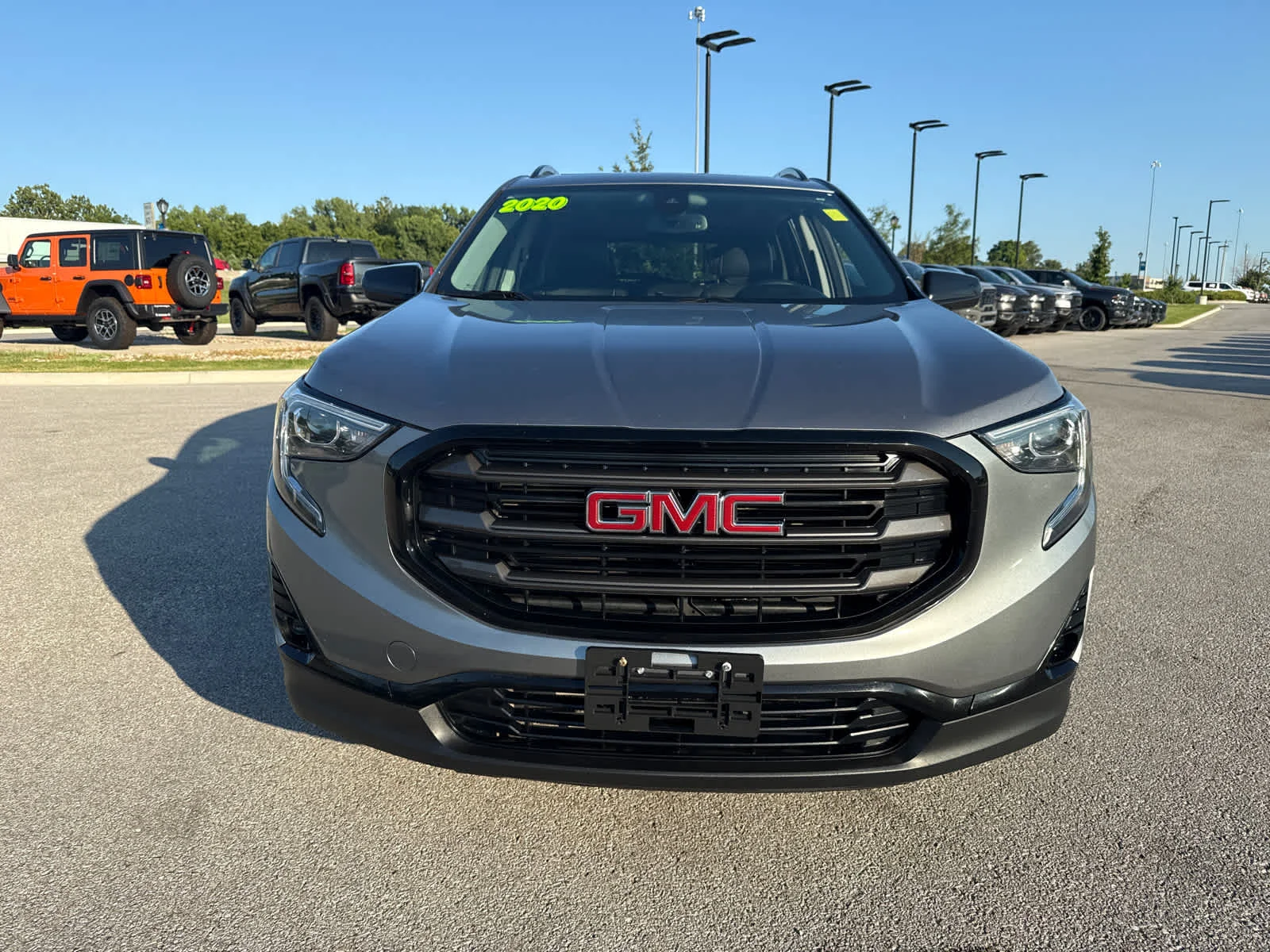 Used 2020 Satin Steel Metallic GMC SLT image 3