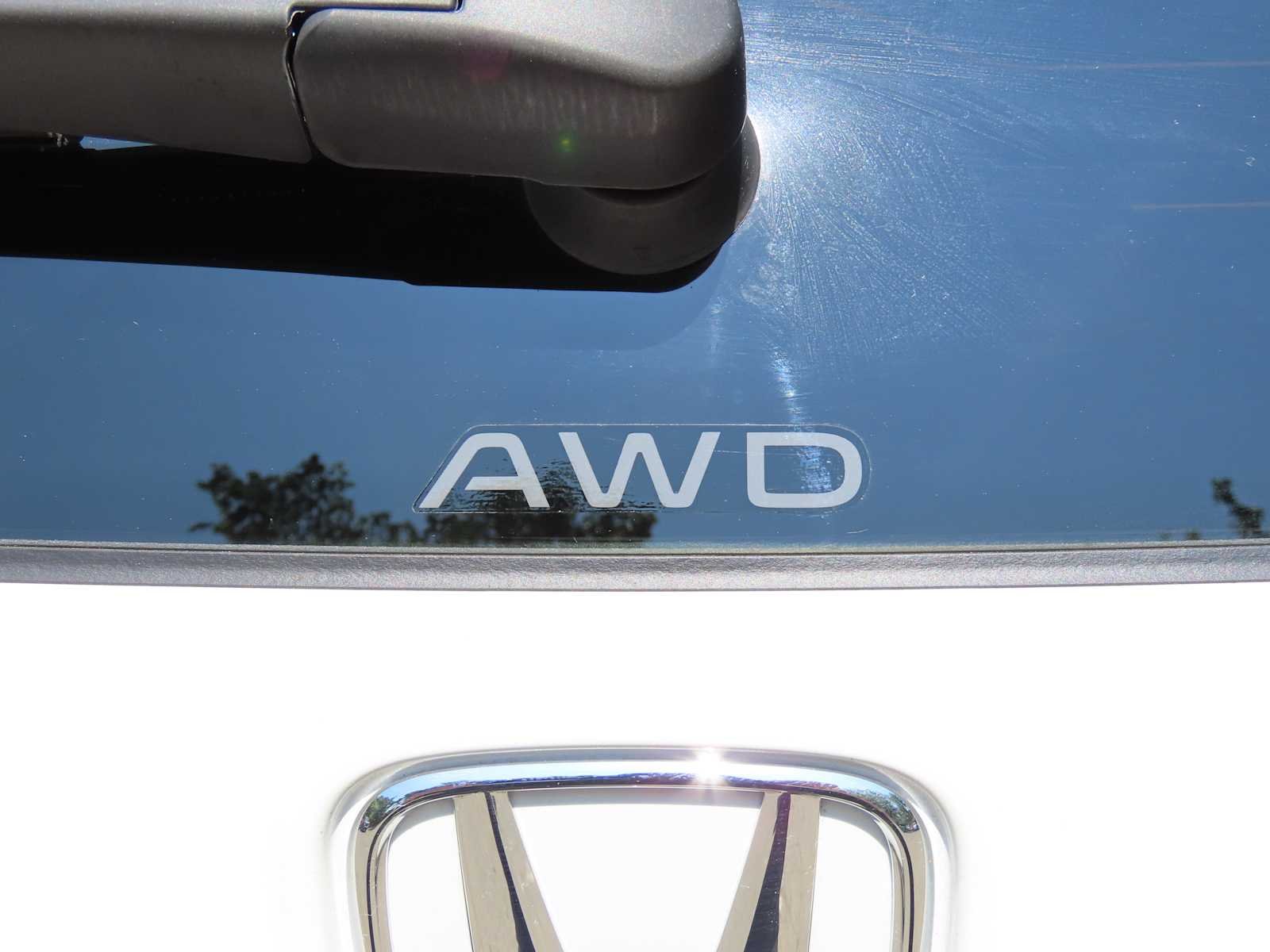 New 2027 Platinum White Pearl Honda EX-L image 8