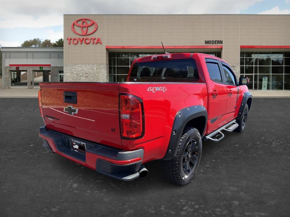 Used 2018 Red Hot Chevrolet 4WD LT image 5