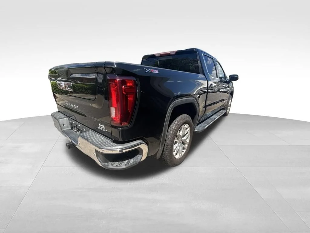 Used 2021 Onyx Black GMC SLT image 7