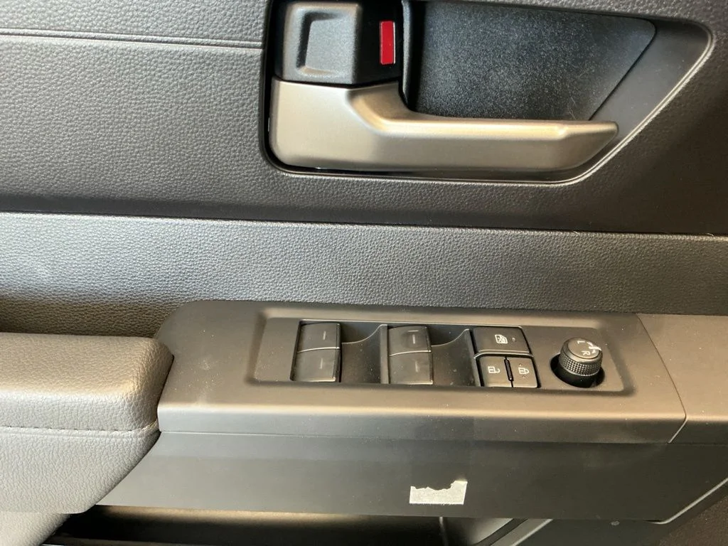2026 Toyota Tundra SR5 - Photo 22