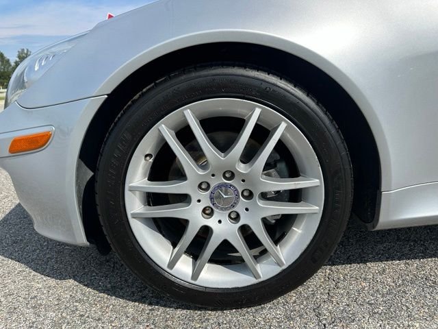 Used 2007 Gray Mercedes-Benz SLK 280 image 9