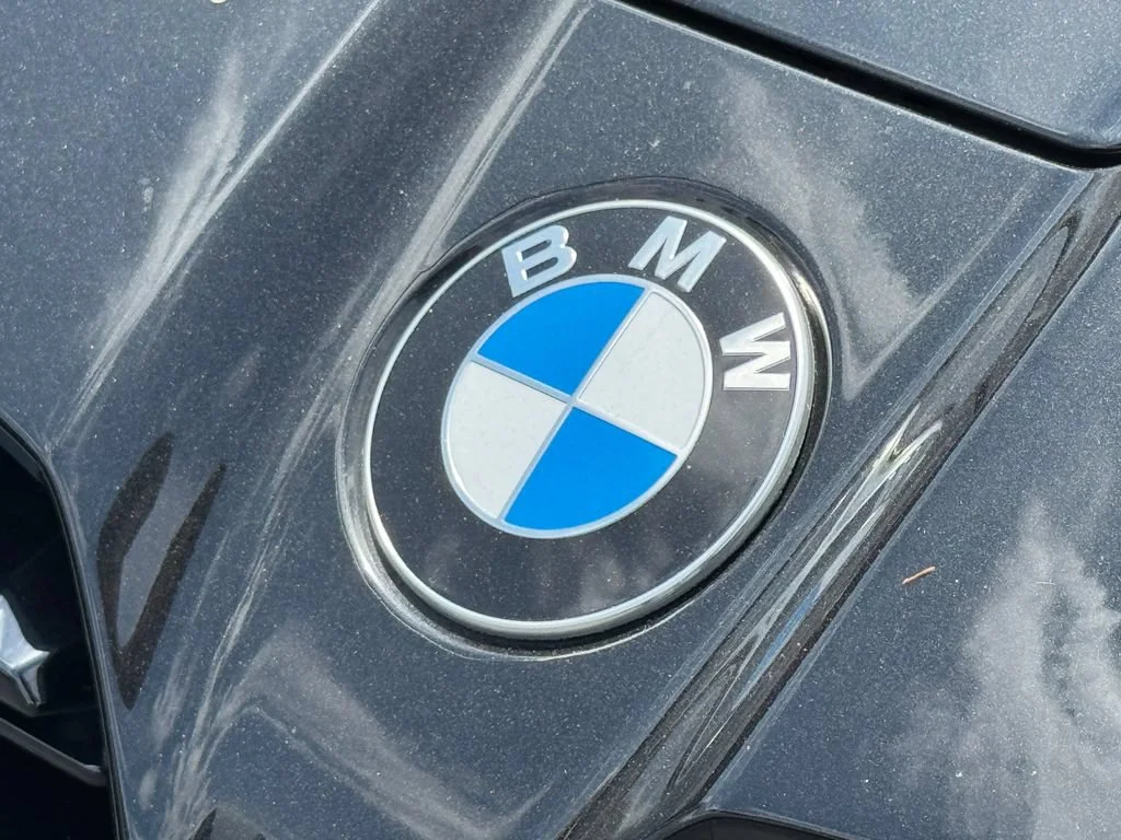 Used 2021  BMW Competition image 13