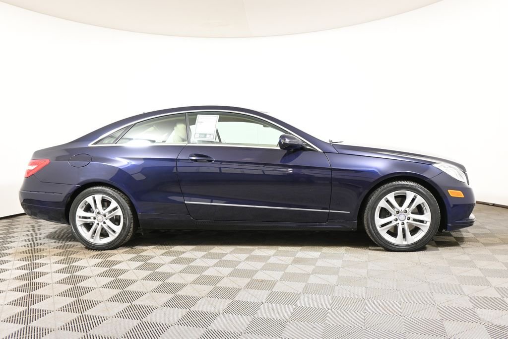 Used 2010 Capri Blue Metallic Mercedes-Benz E 350 image 8