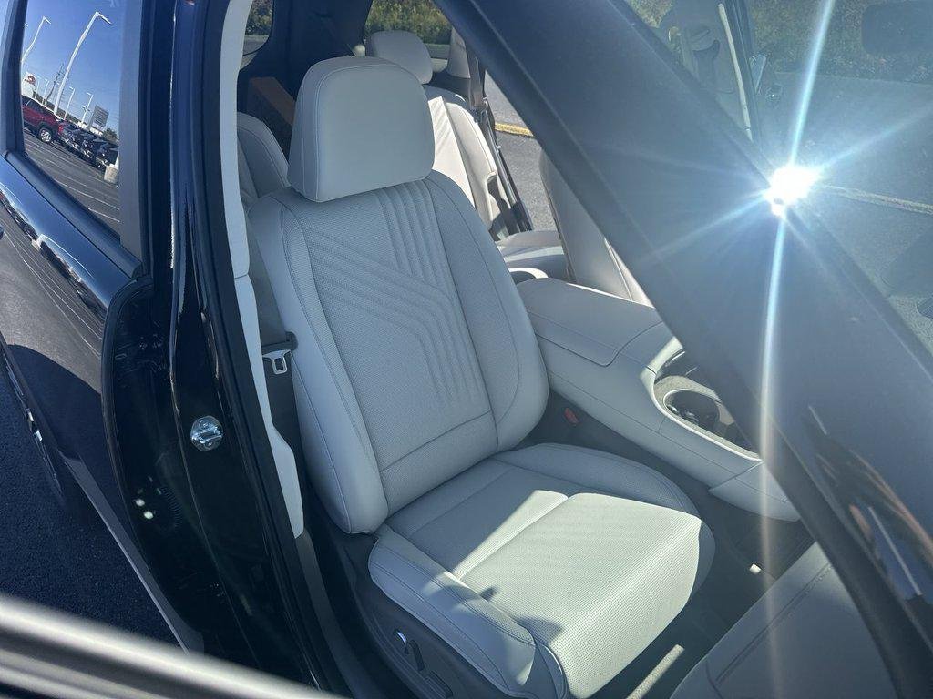 New 2026 Red Hyundai SEL Premium AWD image 33