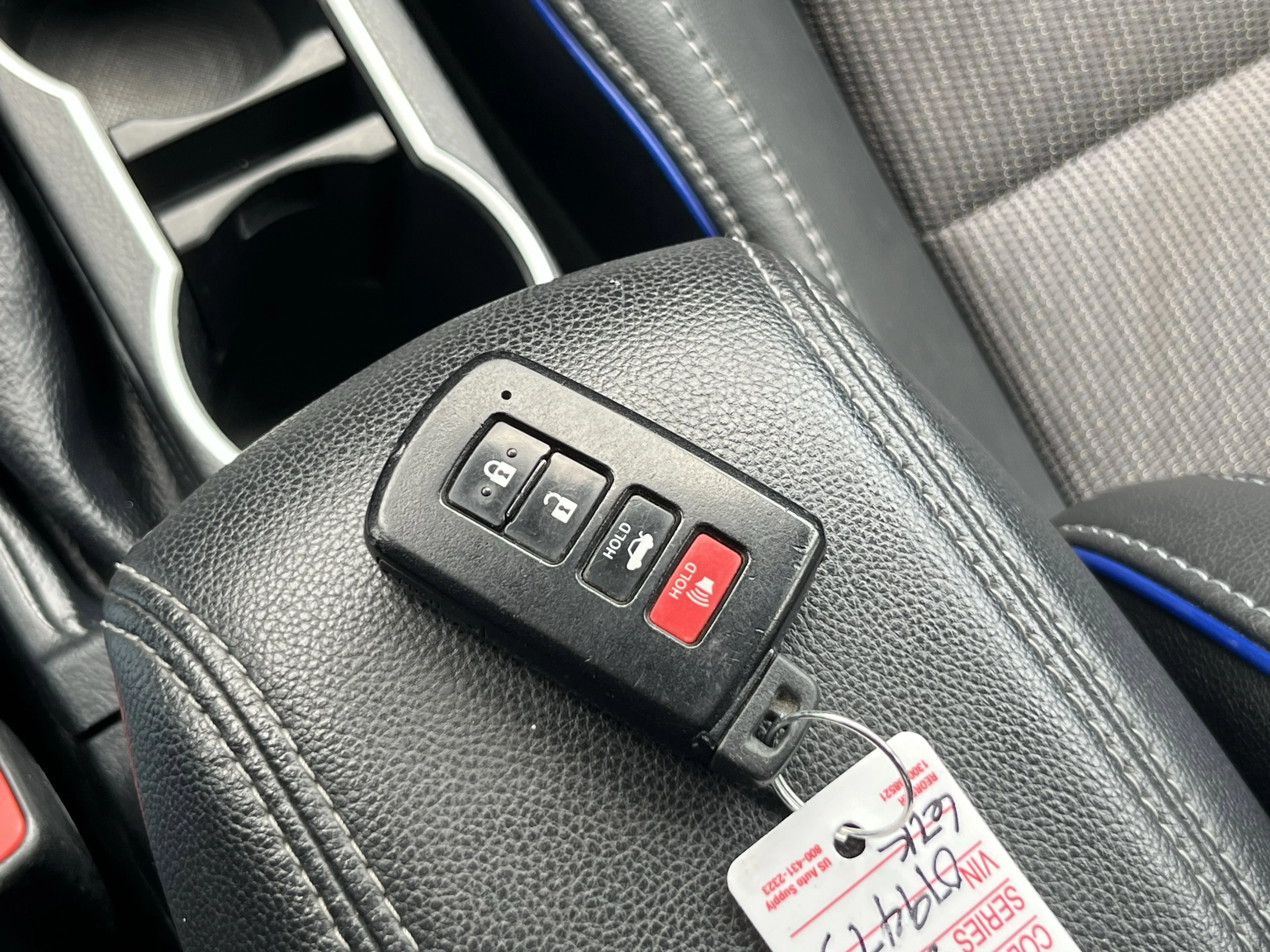 Used 2018 Classic Silver Metallic Toyota SE image 32