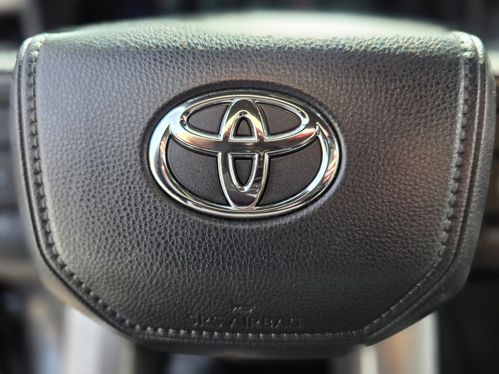 2025 Toyota Tundra Limited - Photo 26