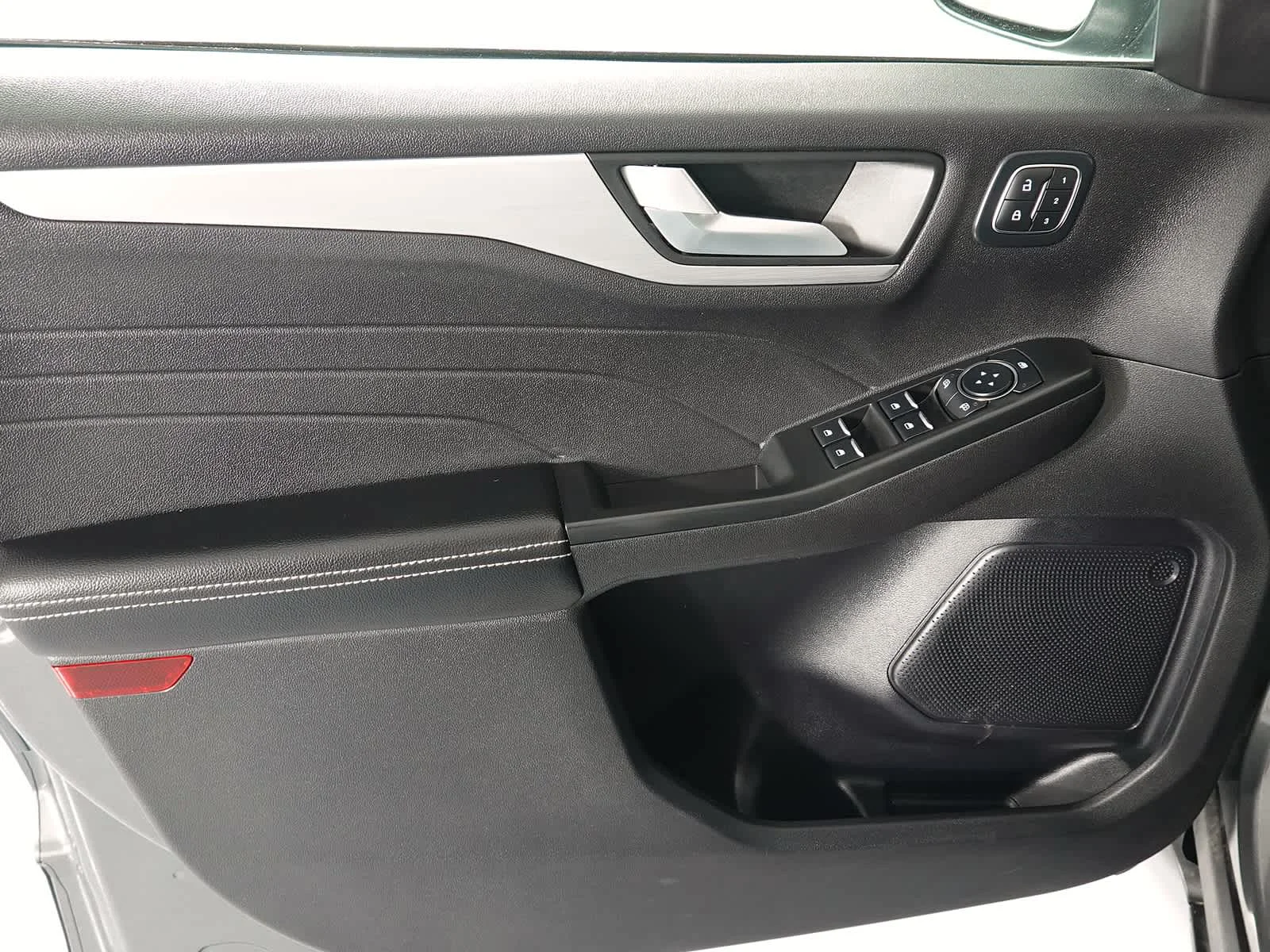 Used 2025 Carbonized Gray Ford Platinum image 11