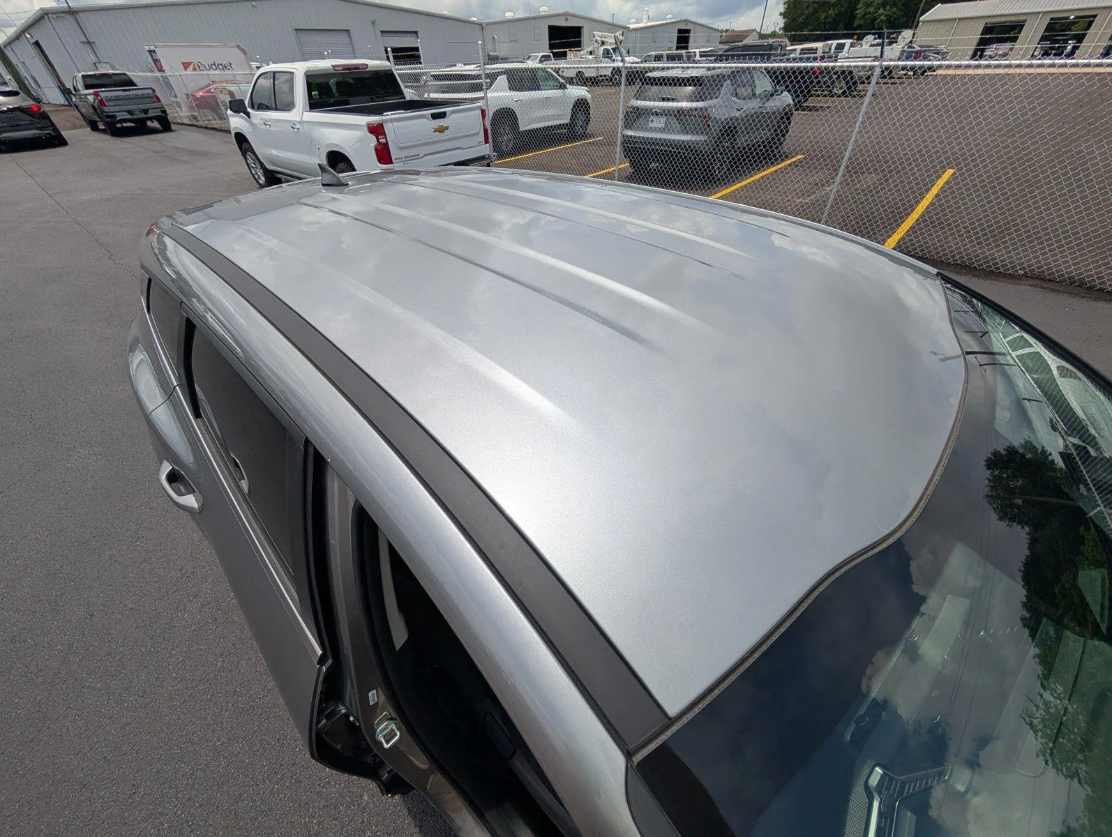 Used 2025 Steel Gray Kia LX image 82
