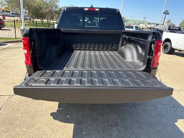 New 2027 Diamond Black Crystal Pearl-Coat Exterior Paint RAM Laramie image 11