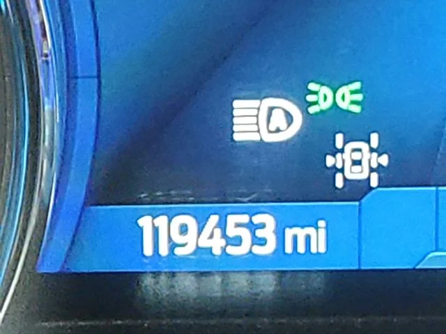 Used 2022 White Ford Limited image 11