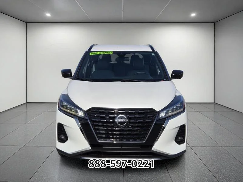 Used 2022 Aspen White NISSAN SR image 8