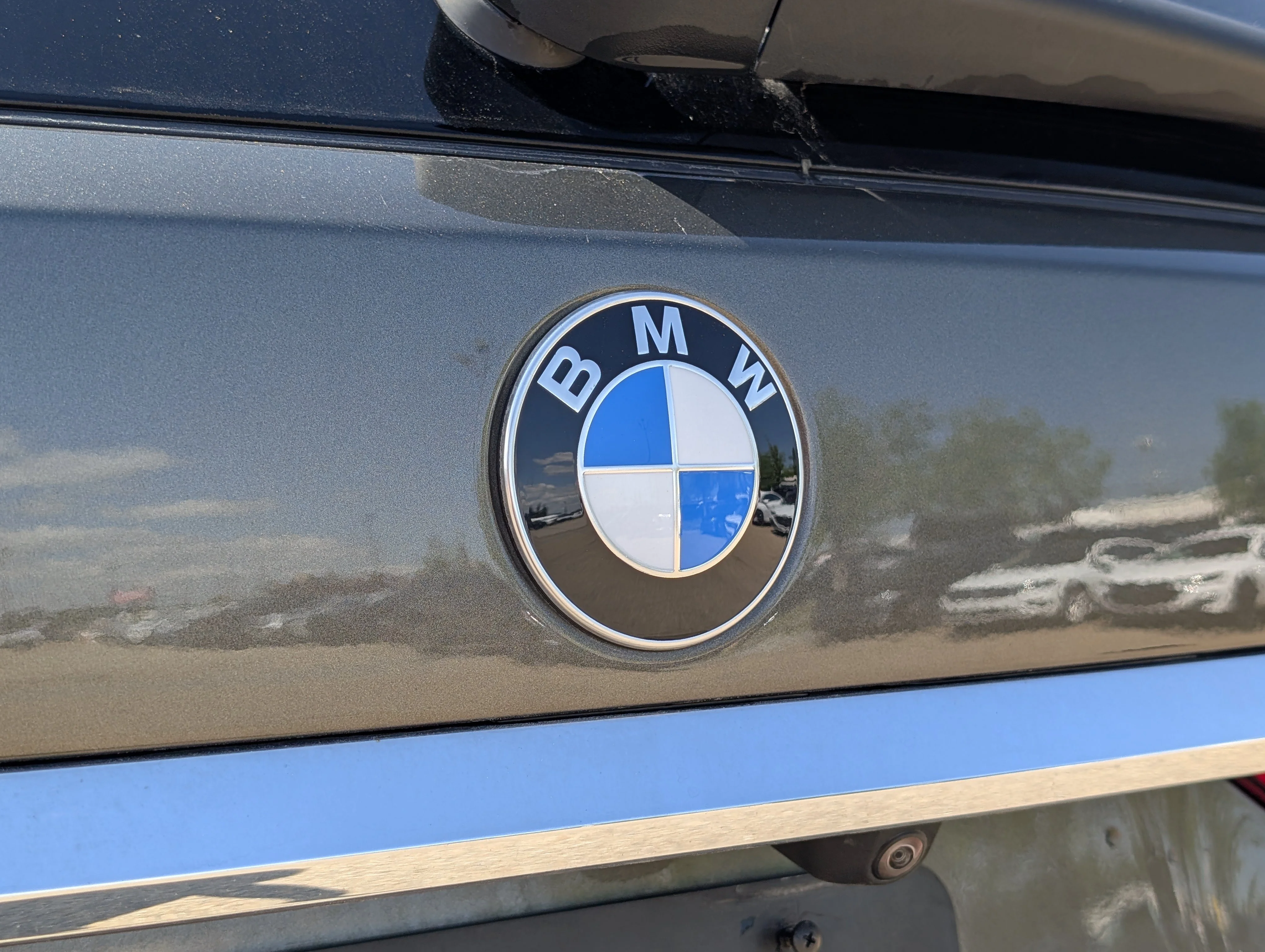 Used 2022 Manhattan Metallic BMW xDrive40i image 15