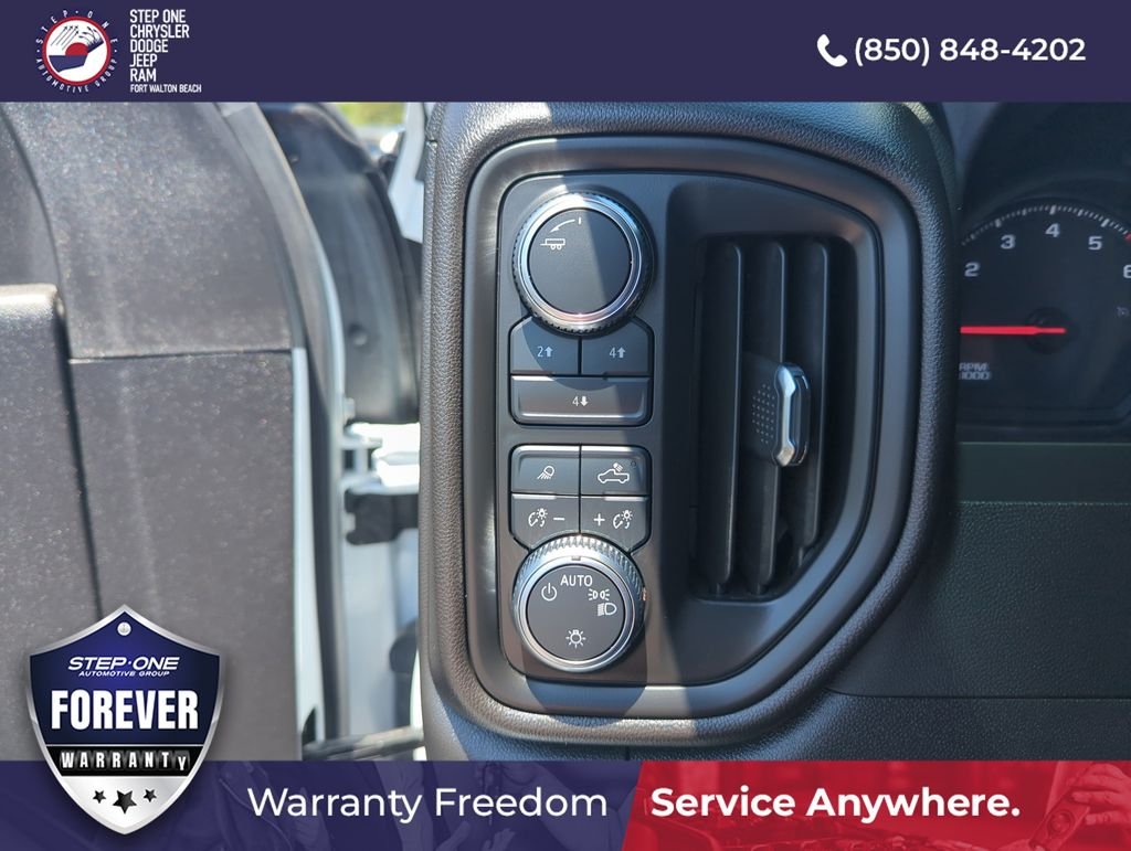 Used 2025 White GMC Pro image 19