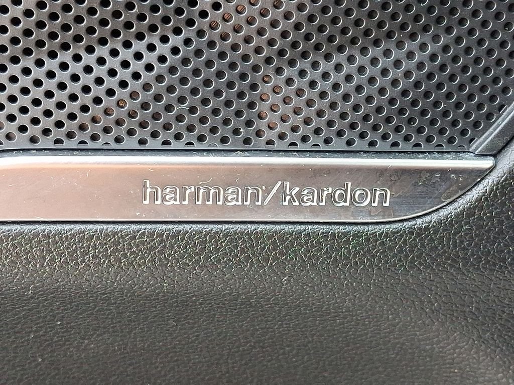 Used 2023 Silver Hyundai Calligraphy image 26