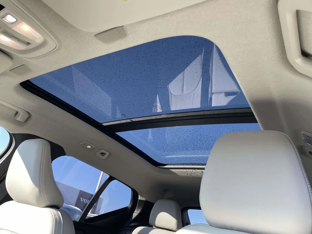 New 2026 Crystal White Volvo Ultra image 9