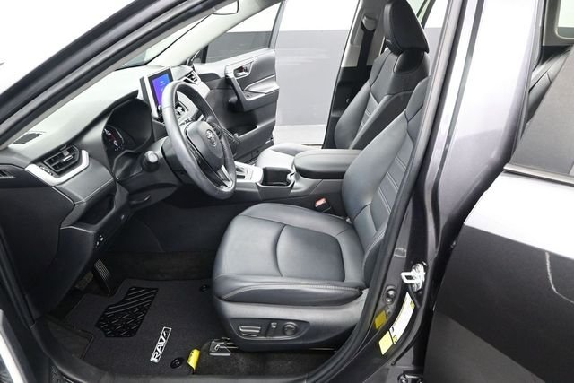 Used 2024 Magnetic Gray Metallic Toyota XLE Premium image 11