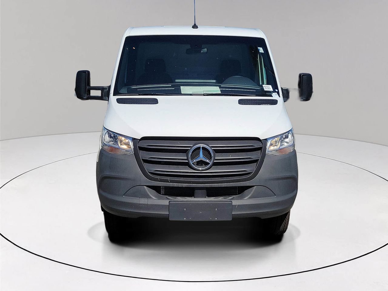 2024 Mercedes-Benz Sprinter Cab Chassis Base - Photo 2