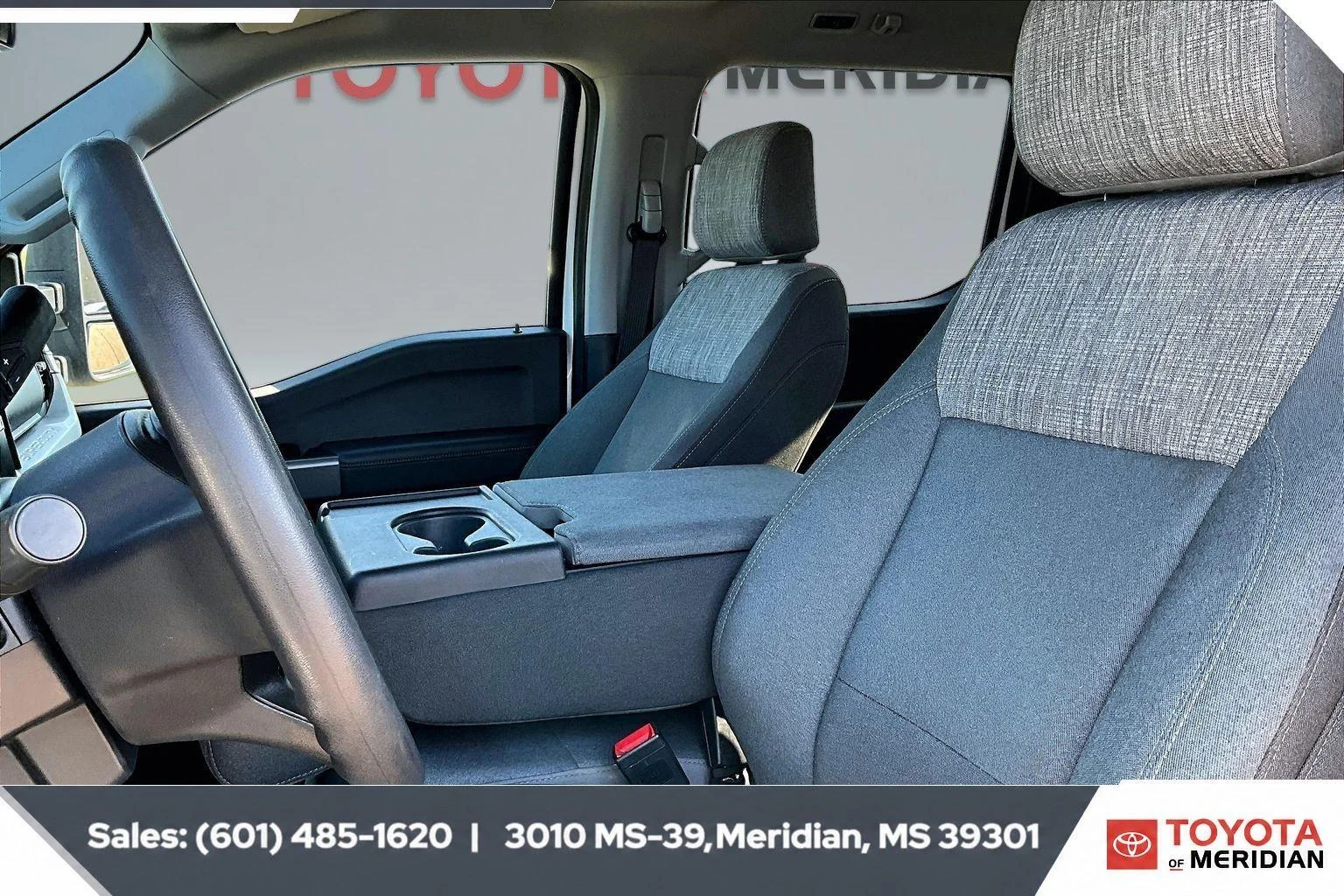 Used 2023 Oxford White Ford XLT image 18