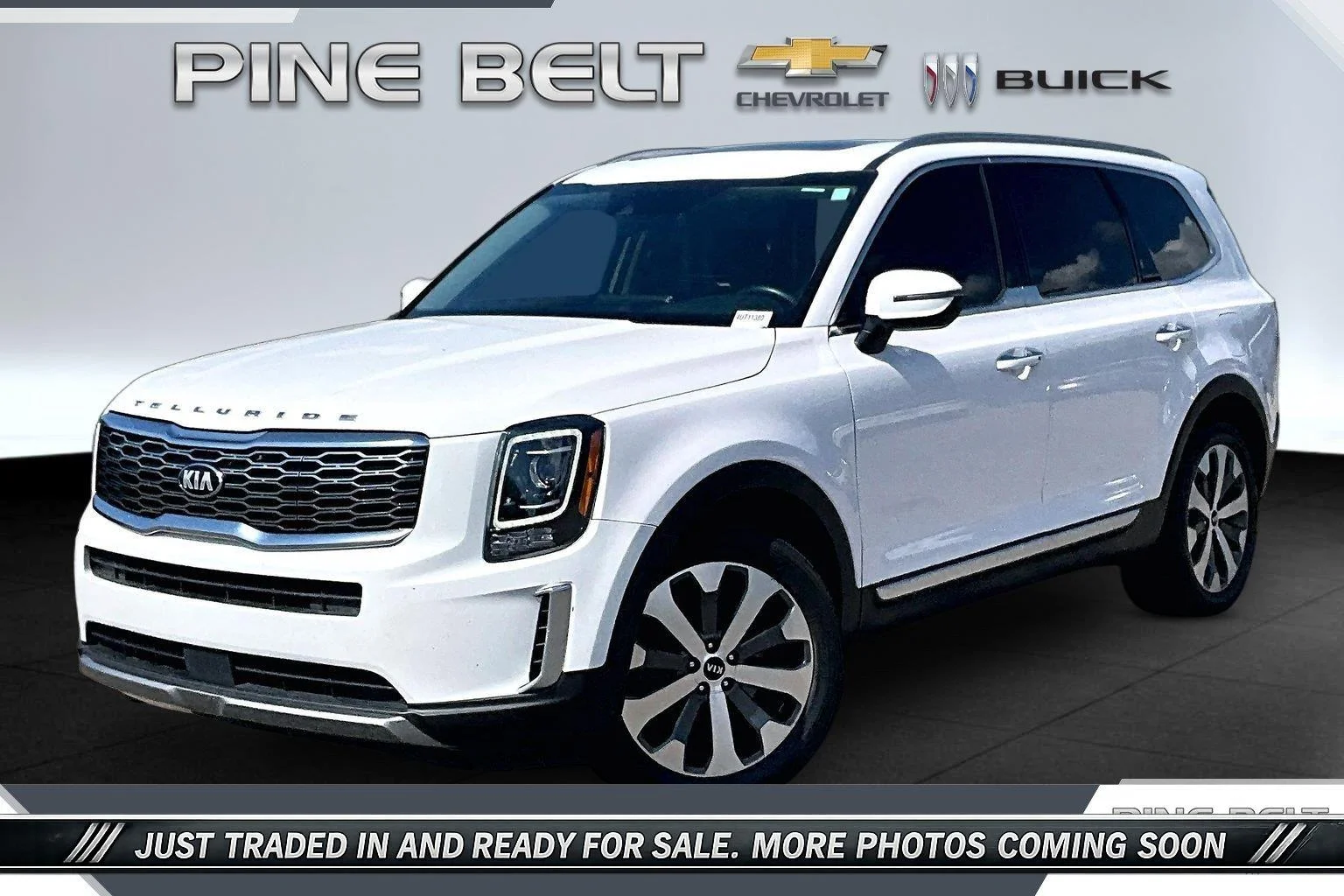 Used 2021 Glacial White Pearl Kia S image 10