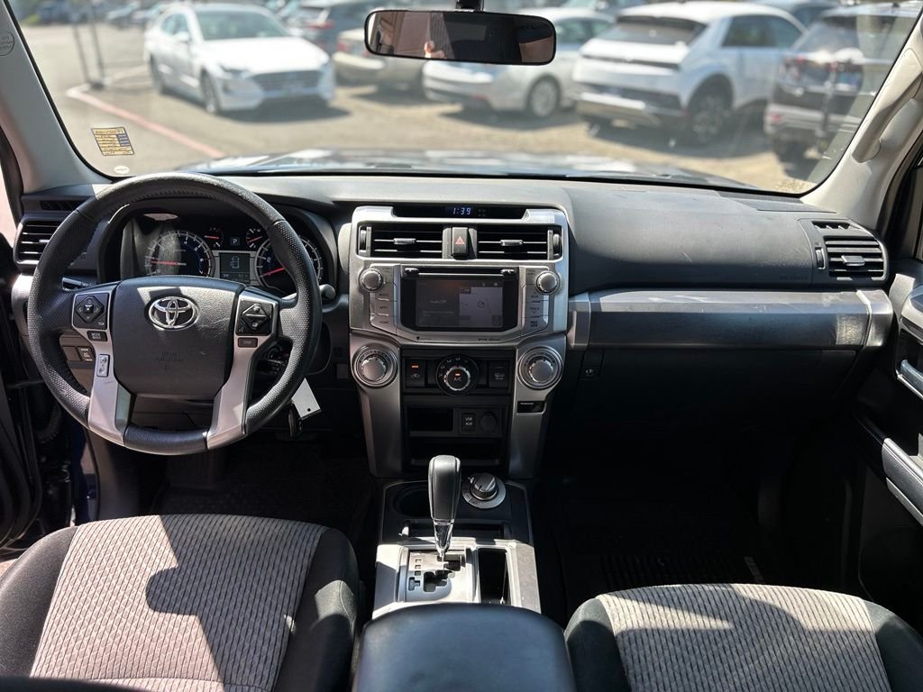 Used 2019 Nautical Blue Metallic Toyota SR5 image 26