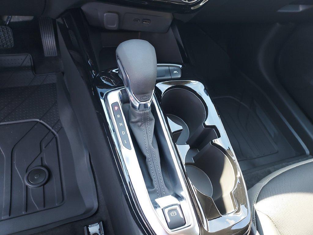 New 2026 Sterling Gray Metallic Chevrolet ACTIV image 24