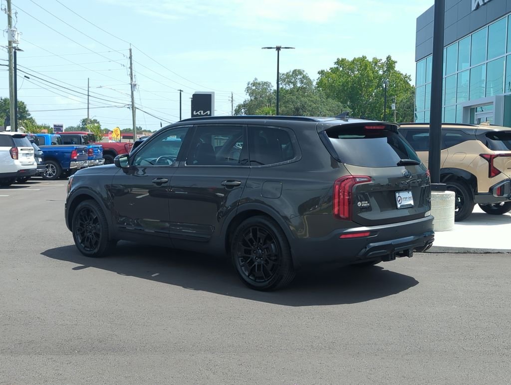 Used 2021 Green Kia EX image 5