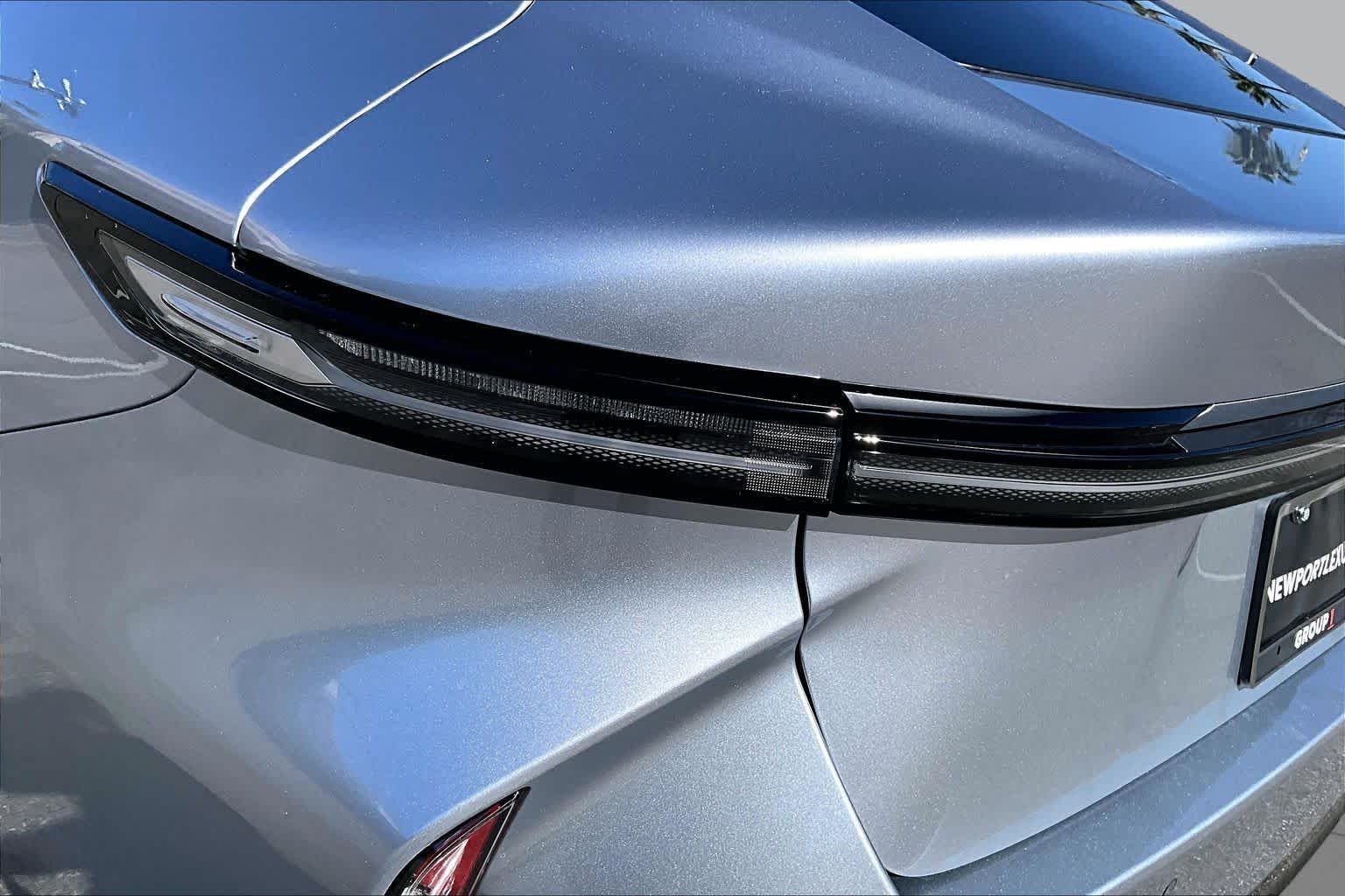 New 2026 Iridium Lexus PREMIUM image 12