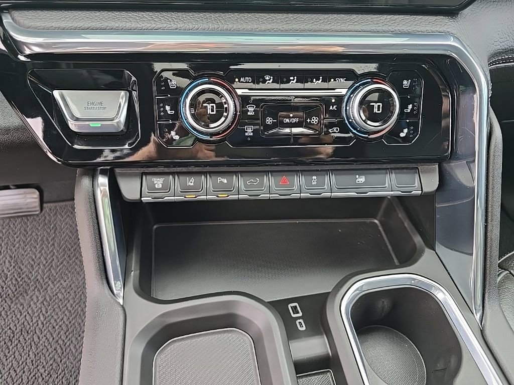 2025 GMC Sierra 3500HD Denali - Photo 16